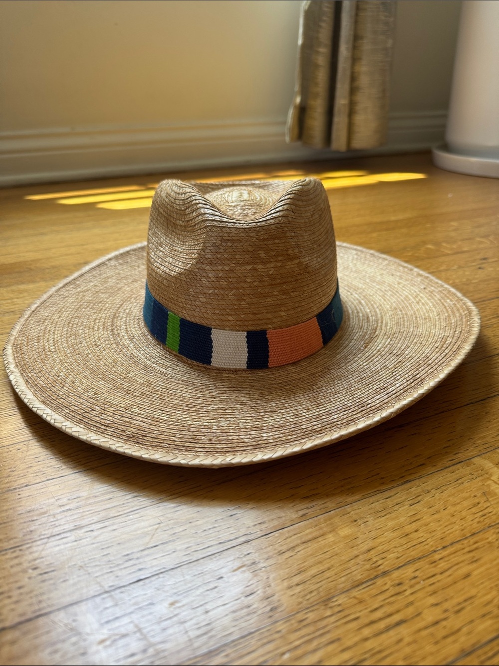 Sunshine Tienda Straw Hat with Multicolor Band - Natural